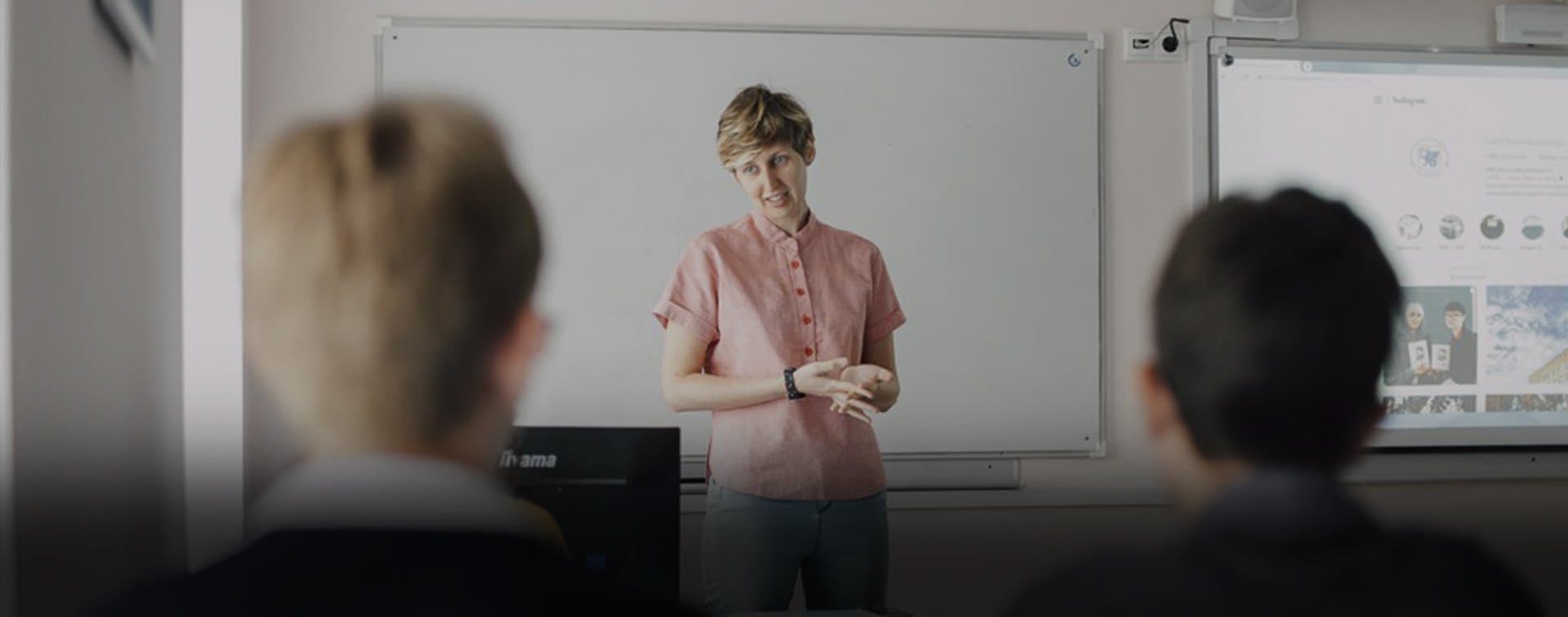 Участники Международной летней школы "Болгарский диалог культур" прослушали лекции по работе в социальных сетях и SMM (ФОТО)