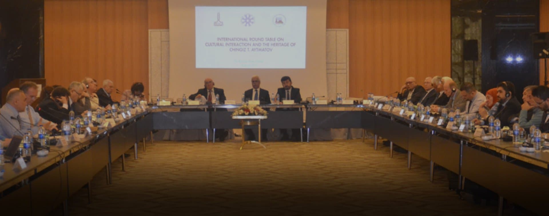 Международный круглый стол «Культурное взаимодействие — наследие Чингиза Айтматова» (ФОТО)