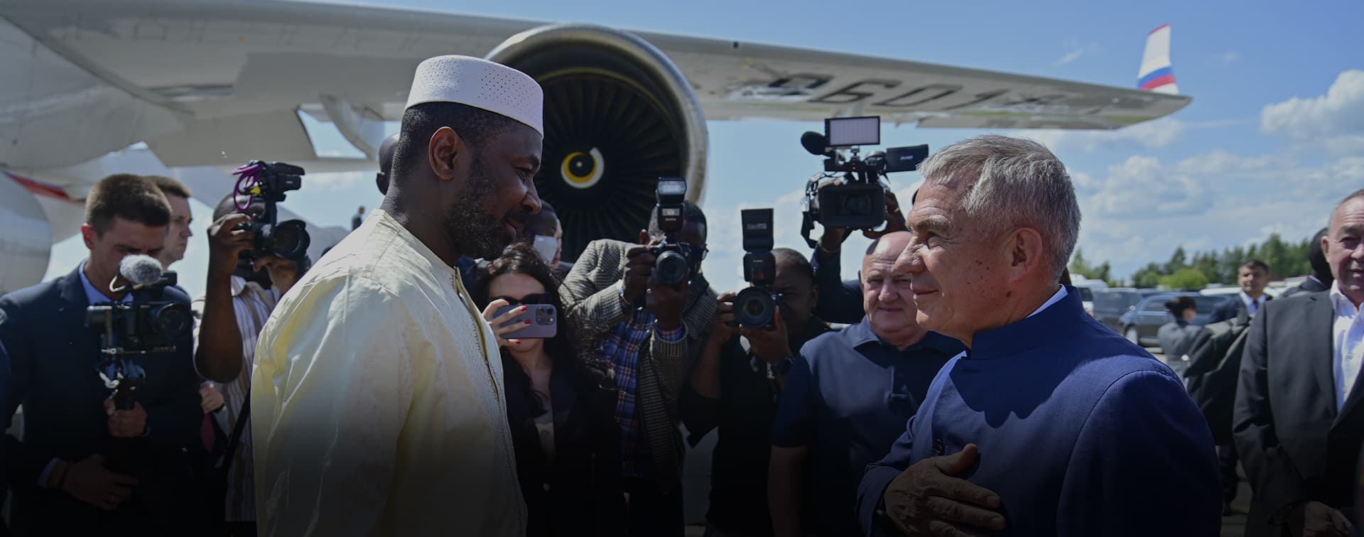 Минниханов встретился с Президентом переходного периода Республики Мали Ассими Гоитой