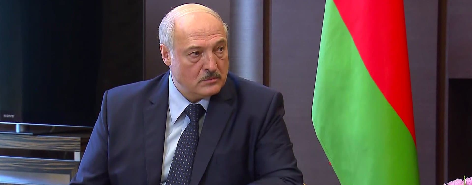 Цветная революция в Белоруссии провалилась, заявил Лукашенко