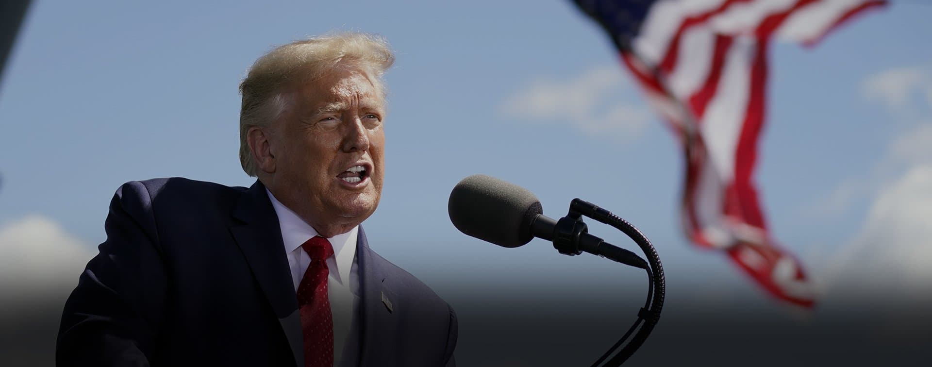 Трамп заявил, что оставшиеся в Афганистане войска США должны вернуться домой к Рождеству