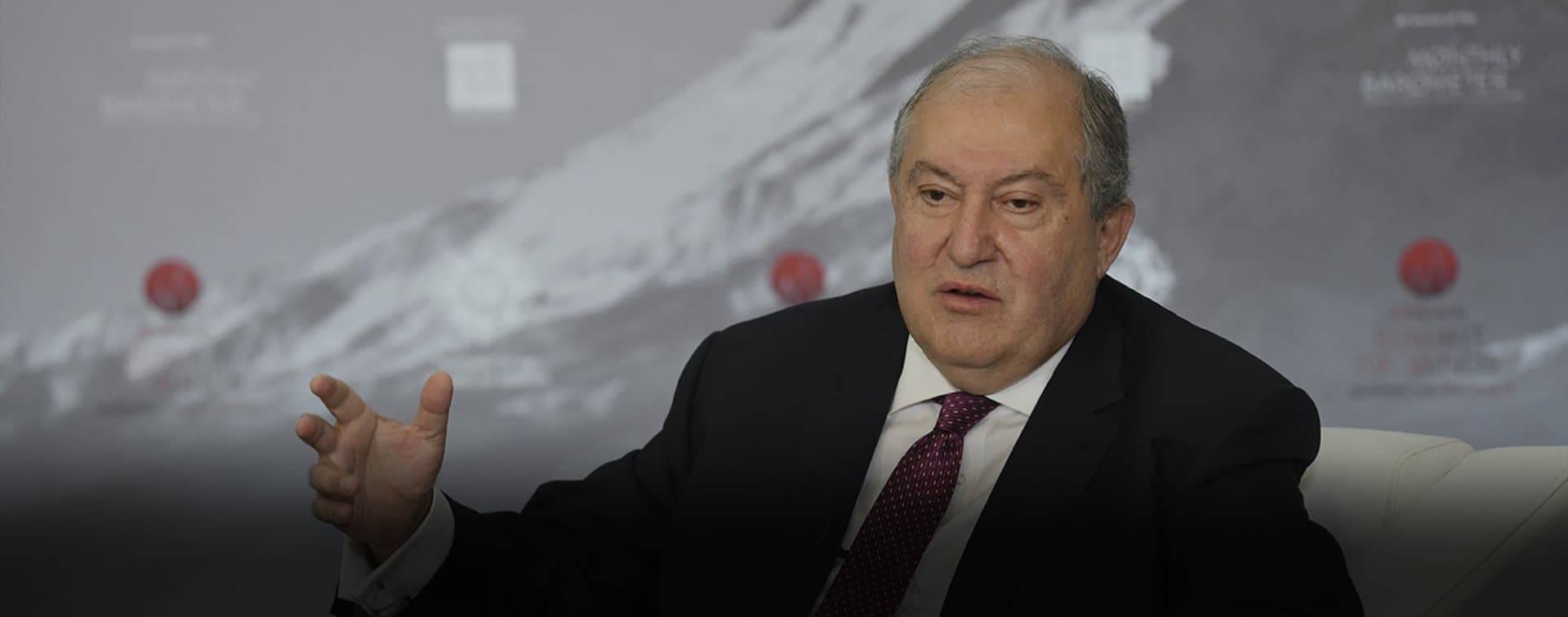 Саркисян заявил, что только Россия может помочь прекратить конфликт в Карабахе