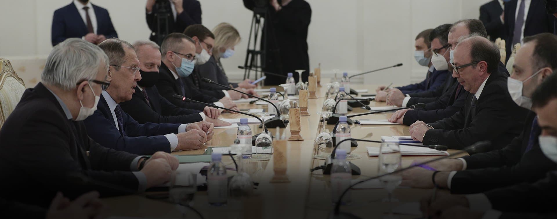 Лавров указал, что Россия и Армения наметили шаги по решению вопросов обмена пленными