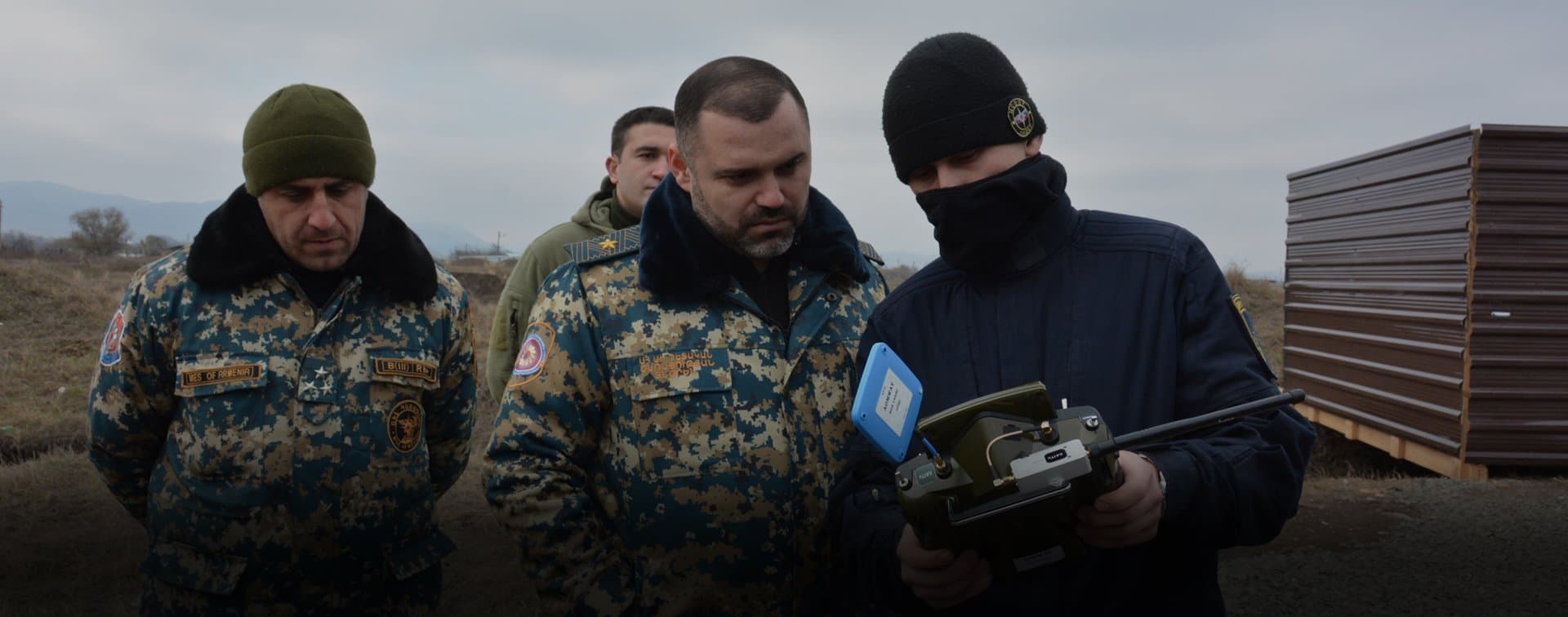 Пиротехники МЧС России обнаружили и обезвредили в Карабахе почти 1 тыс. боеприпасов