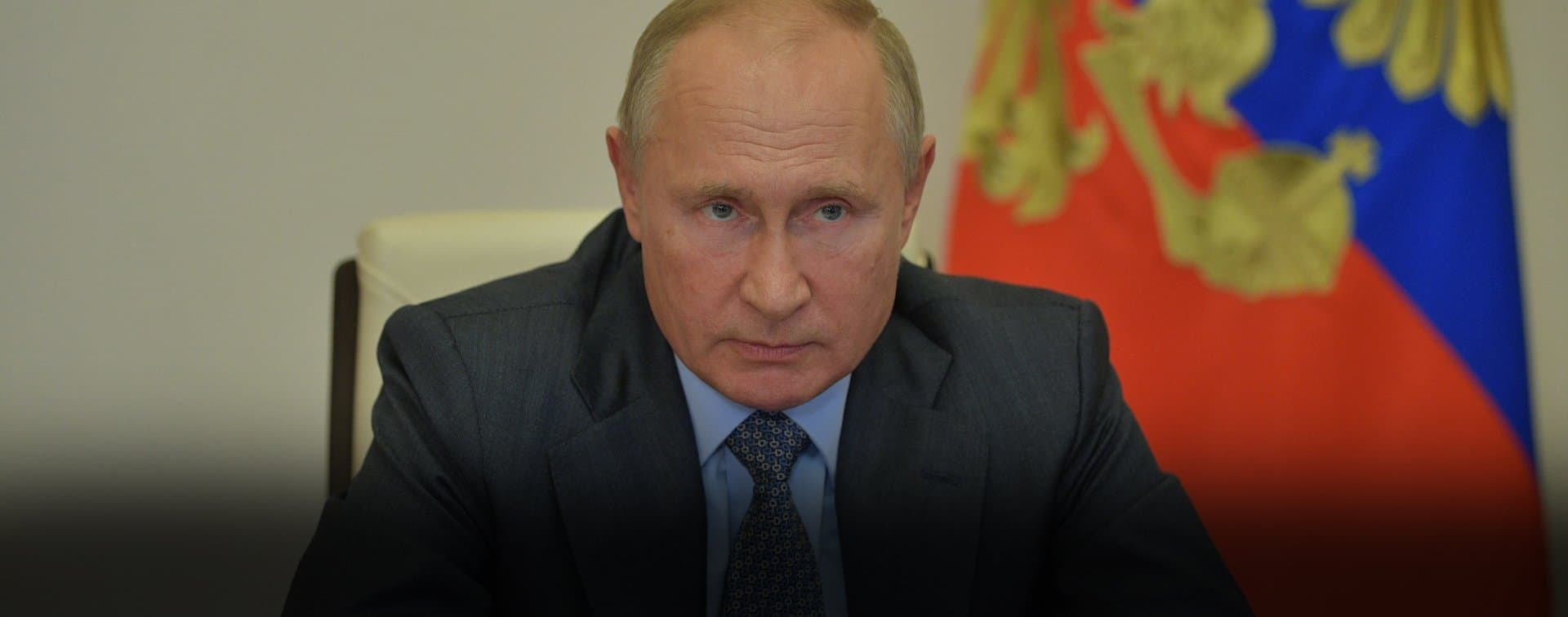 Путин выразил соболезнования родным погибших при стрельбе в Казани