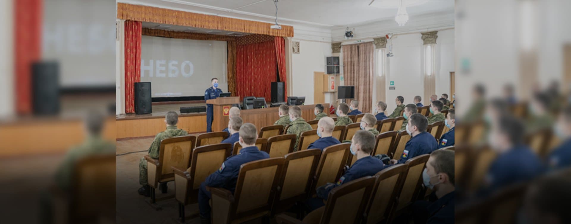 Шестую годовщину подвига Олега Пешкова отметили на базе Хмеймим премьерой фильма "Небо"