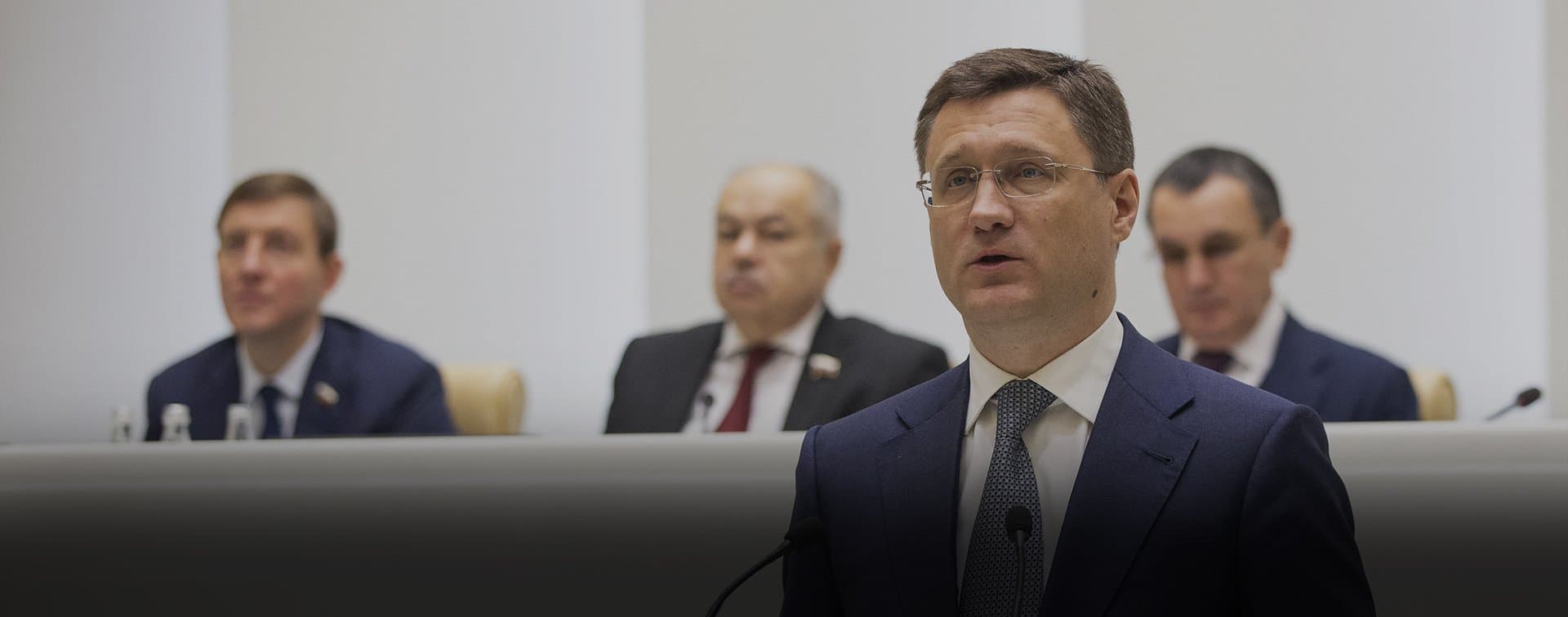 Новак заявил, что Россия в апреле восстановит добычу нефти на 95% от допандемийного уровня