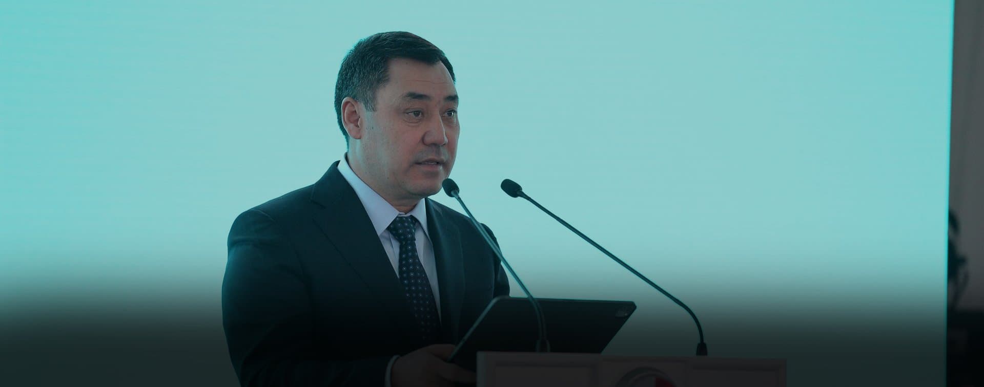 Жапаров заявил, что на киргизско-таджикской границе остаются спорные участки