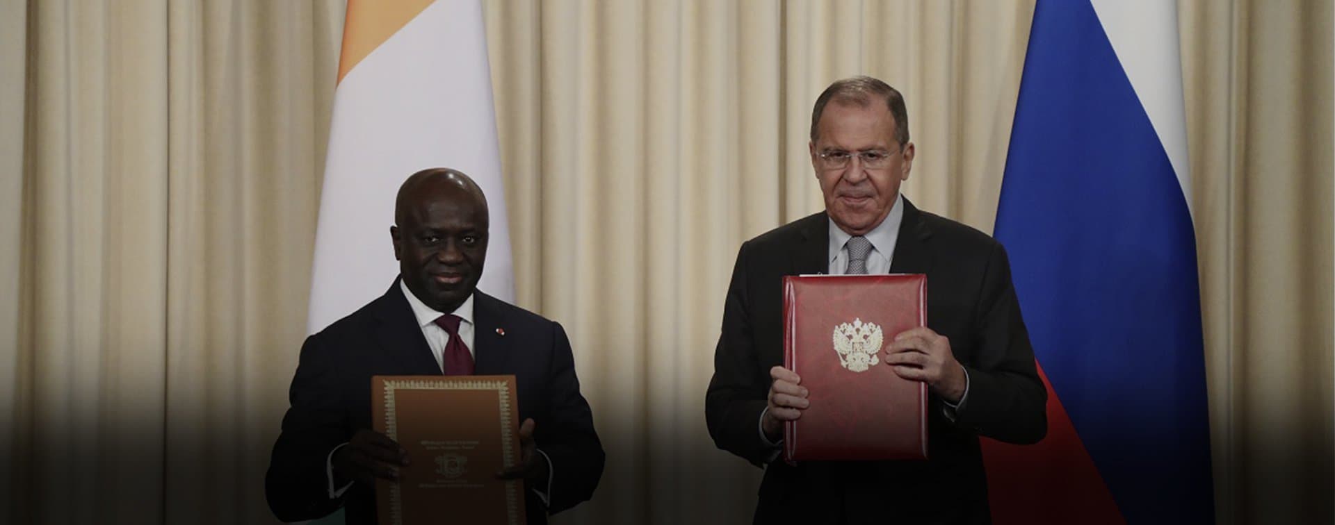 Главы МИД России и Кот-д'Ивуара подписали Меморандум о консультациях