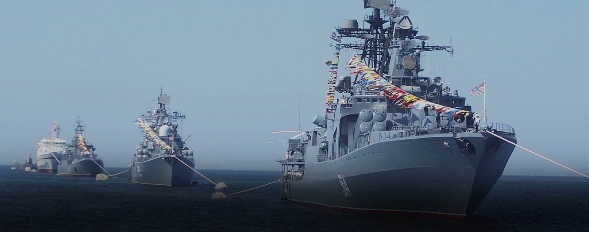 Отряд кораблей ВМФ России совершил деловой заход в порт Александрия