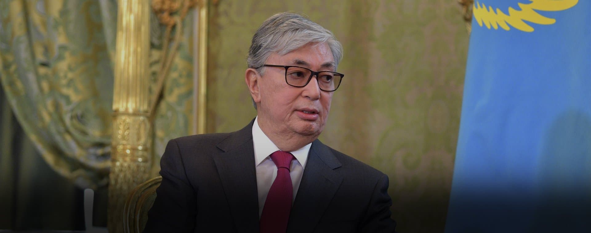 Президент Казахстана объявил траур в связи с авиакатастрофой, унесшей жизни 12 человек