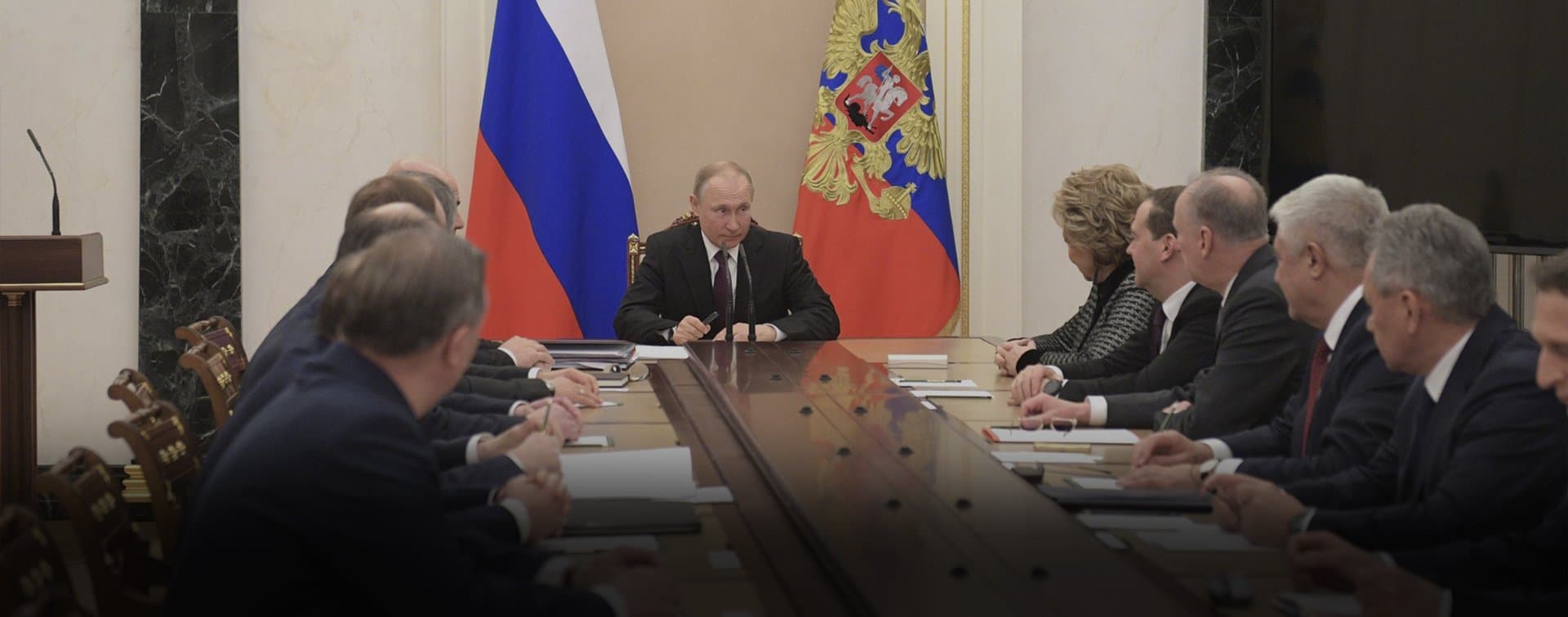 Владимир Путин провел оперативное заседание Совбеза России из-за обострения в Идлибе