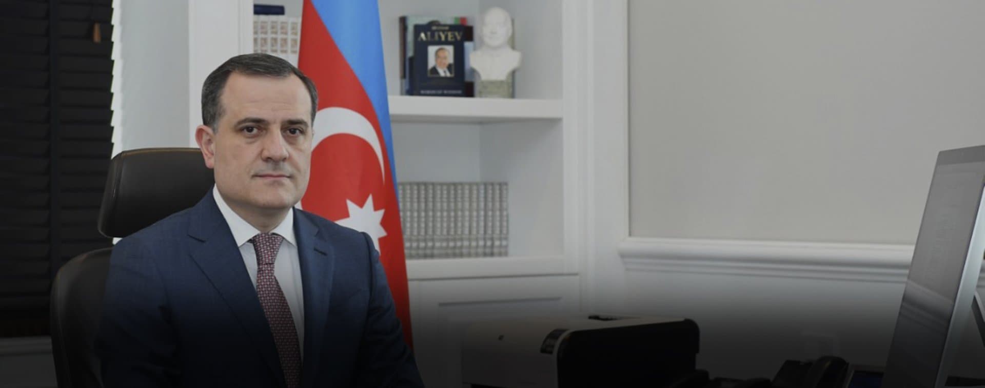 Ильхам Алиев сменил главу МИД Азербайджана