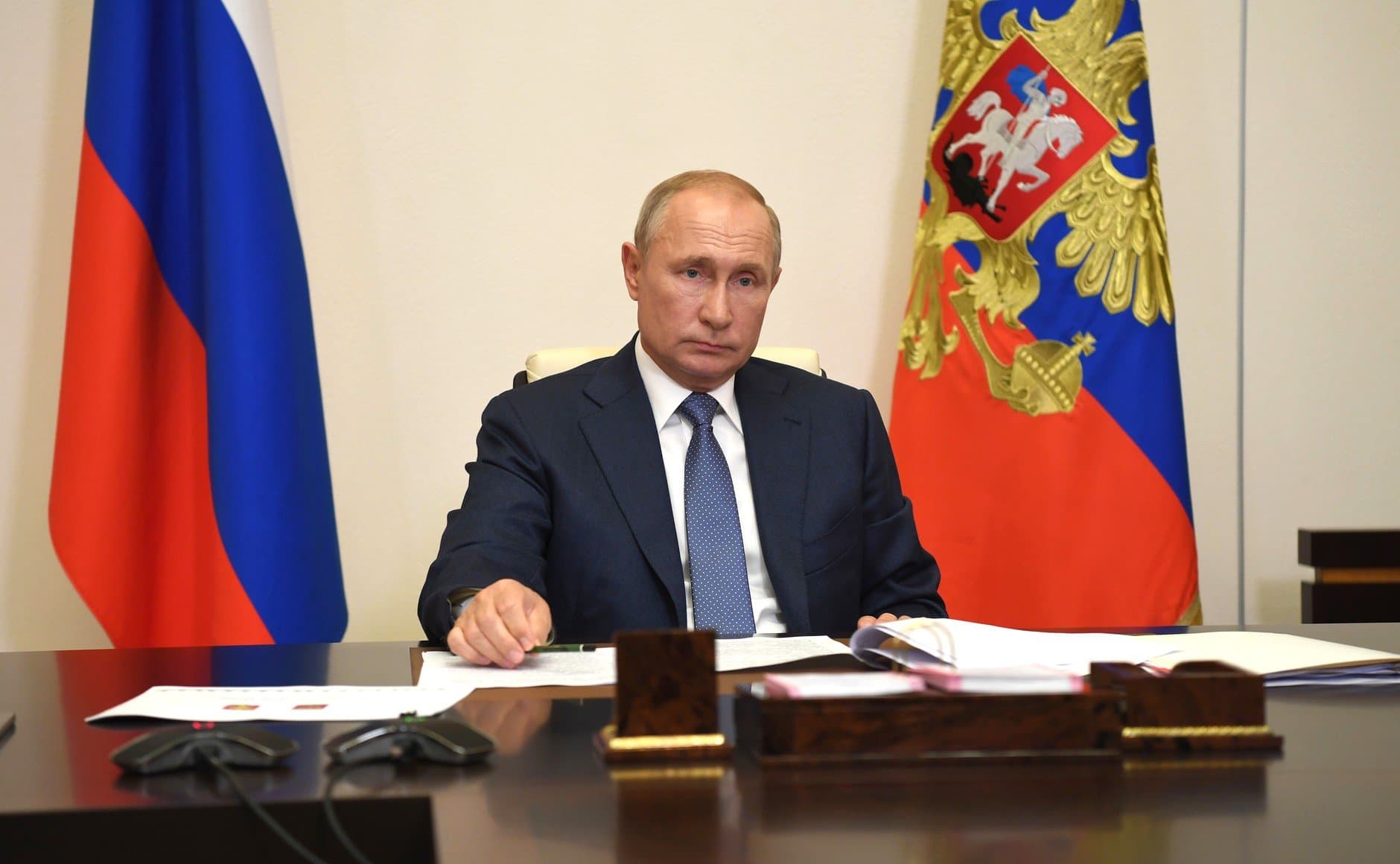 Путин назвал согласных с переписыванием истории коллаборационистами