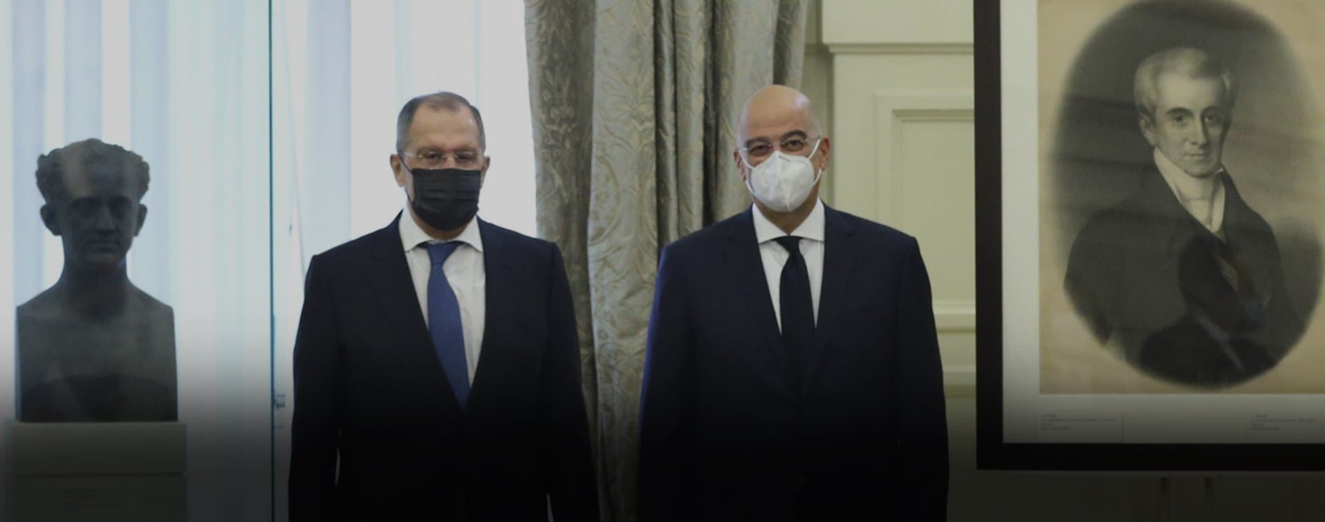 Лавров: Москва надеется на выполнение практических мер по прекращению огня в Ливии