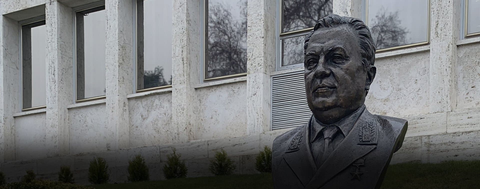 Пять человек получили пожизненные сроки по делу об убийстве посла РФ в Турции Карлова