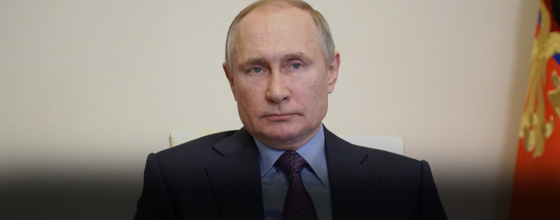 Путин сделал прививку от коронавируса