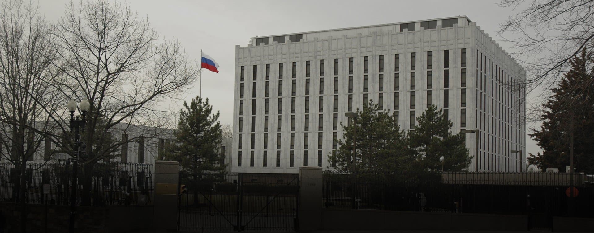 Посольство РФ напомнило США о незаконности присутствия американских сил в Сирии