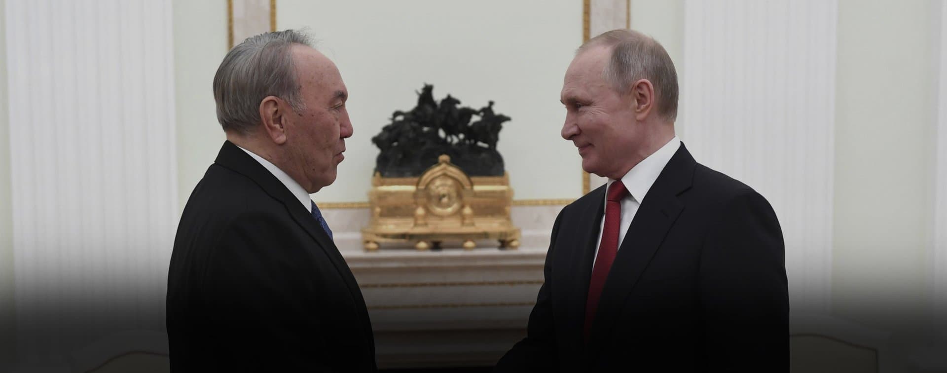 Путин в телефонном разговоре поздравил Назарбаева с днем рождения