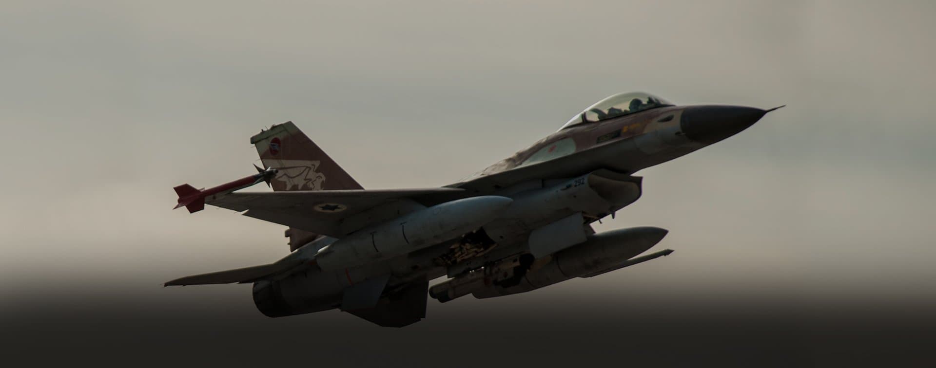 Комплексы ПВО "Бук-М2Э" уничтожили четыре ракеты истребителей F-16 Израиля