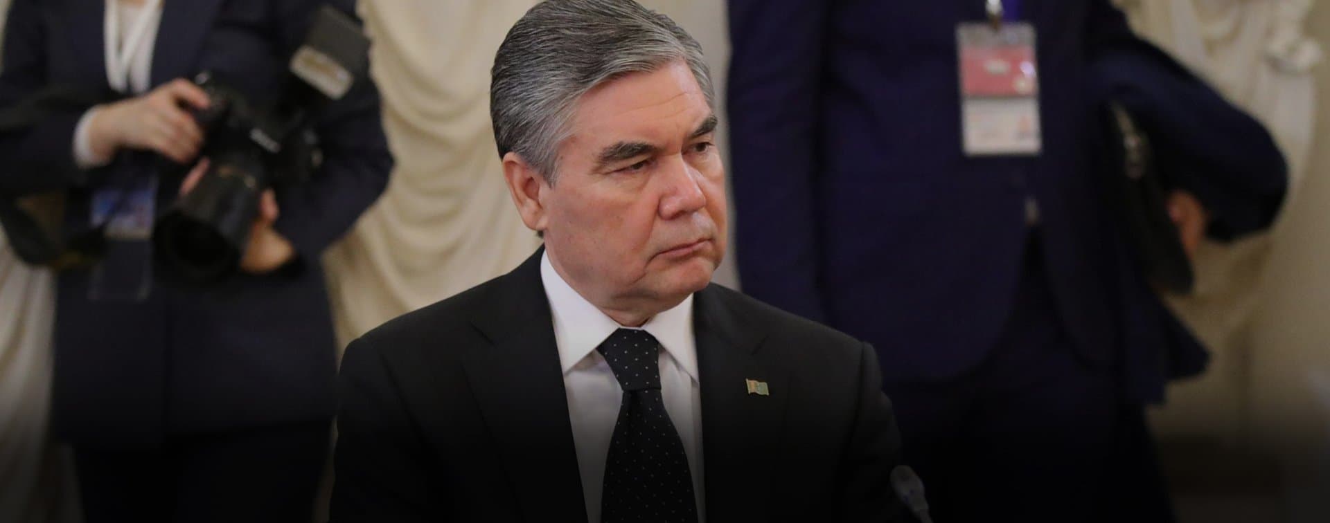 Президент Туркмении заявил, что в стране нет коронавируса благодаря российским вакцинам