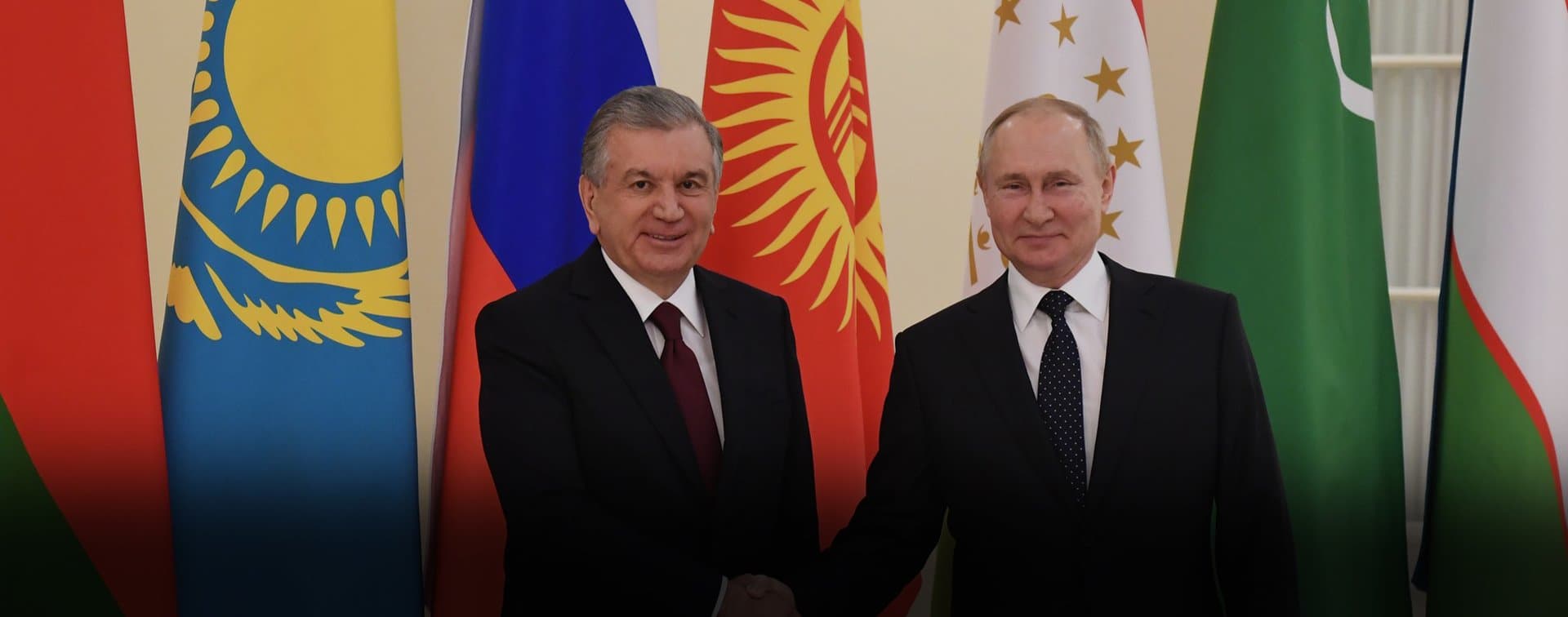 Путин обсудил с президентом Узбекистана события в Казахстане