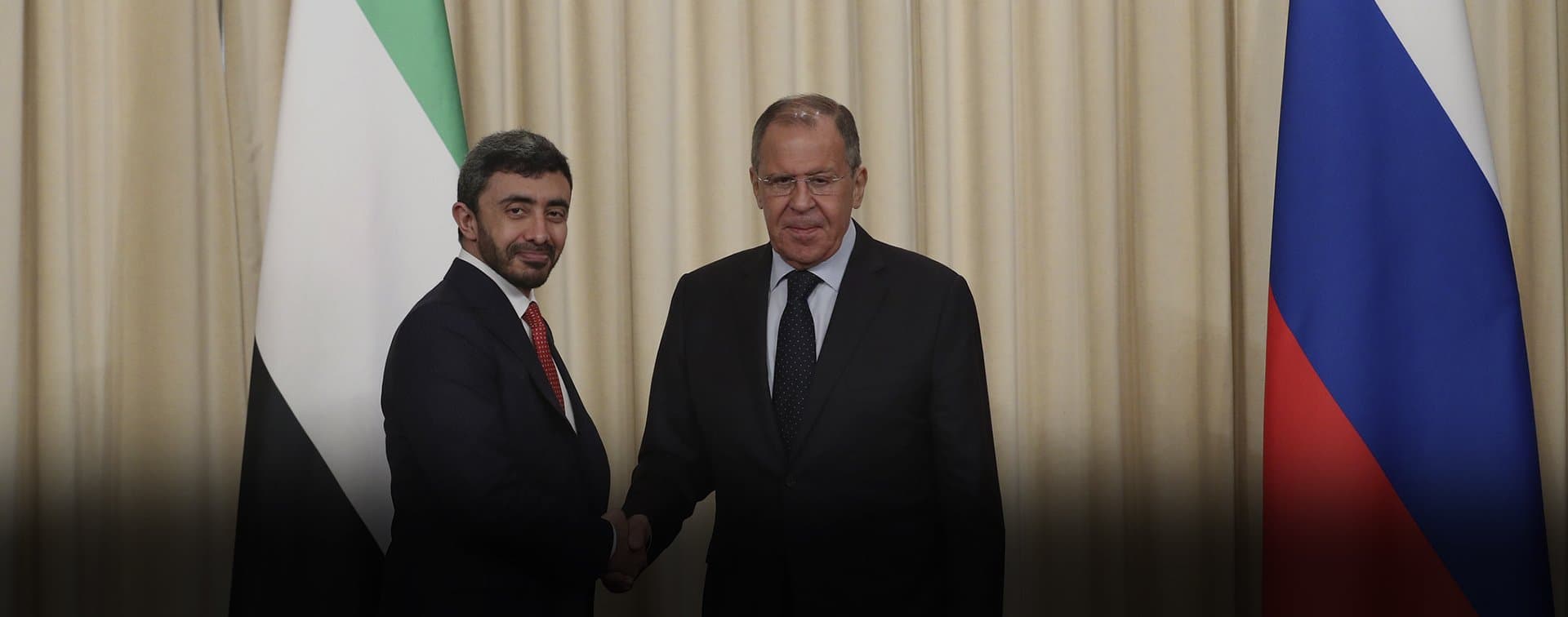 Лавров обсудил с главой МИД ОАЭ атаки хуситов на гражданские объекты в Эмиратах