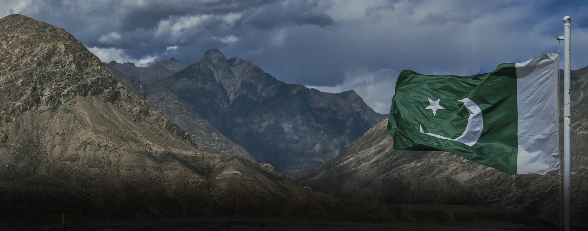 Глава МИД Пакистана выступит на заседании глав правительств стран ШОС