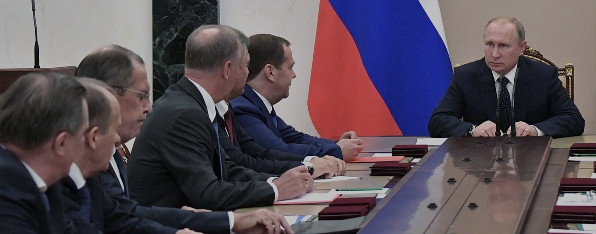 Путин обсудил ситуацию в Сирии с Совбезом РФ
