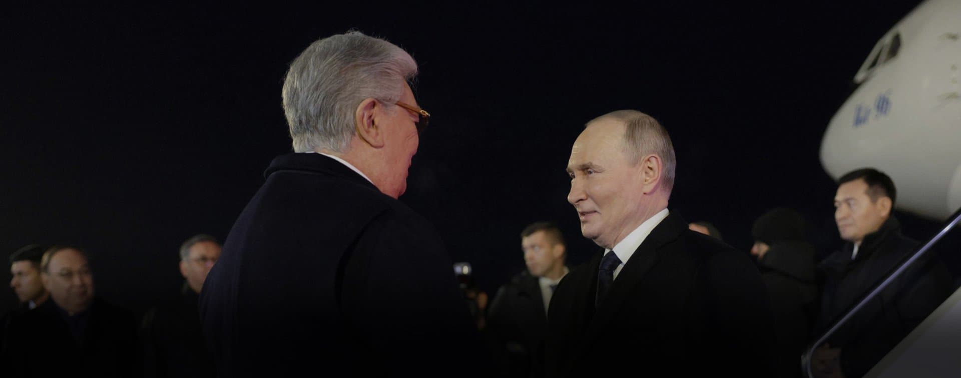 Путин начал госвизит в Казахстан