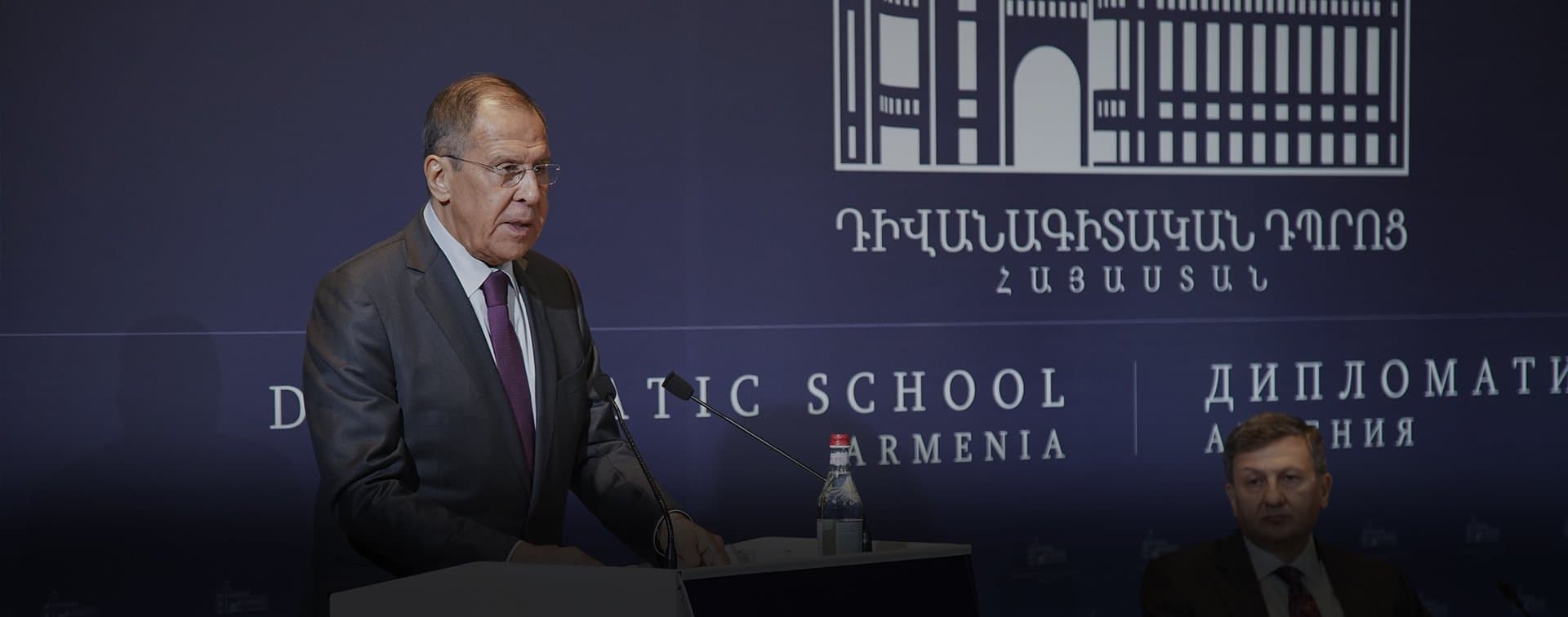 Лавров: Россия заинтересована в том, чтобы в Нагорном Карабахе воцарился мир