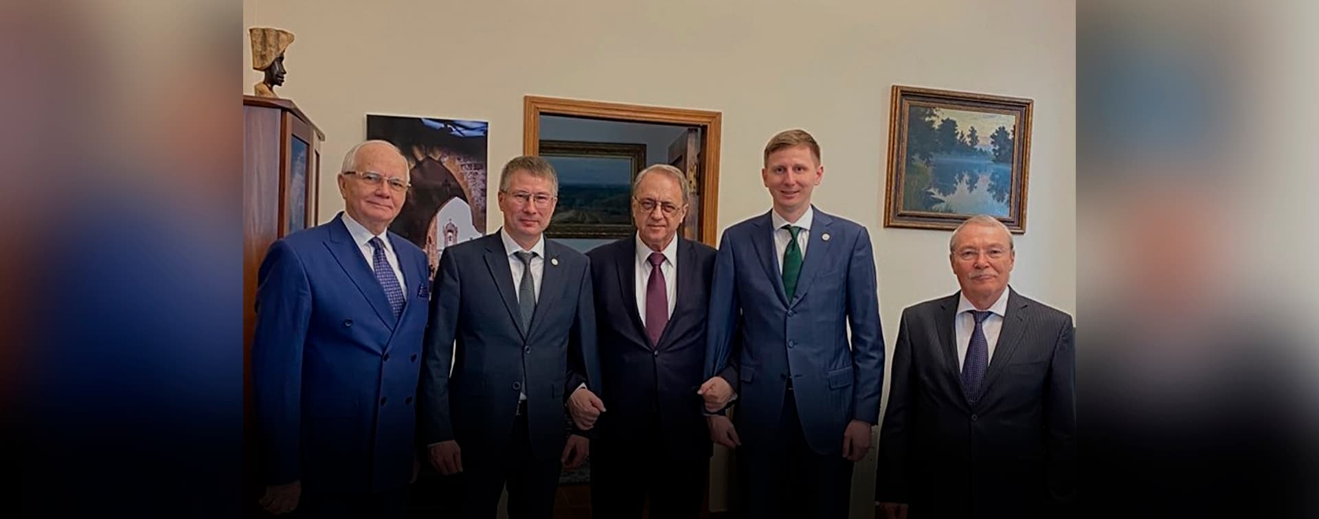 О встрече замглавы МИД Михаила Богданова с помощником Раиса РТ Газинуром Бакировым