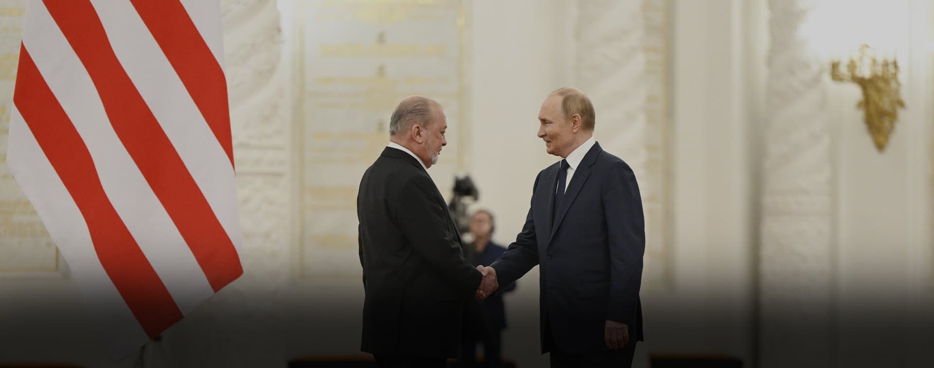 Путин встретил короля Малайзии в Георгиевском зале Кремля