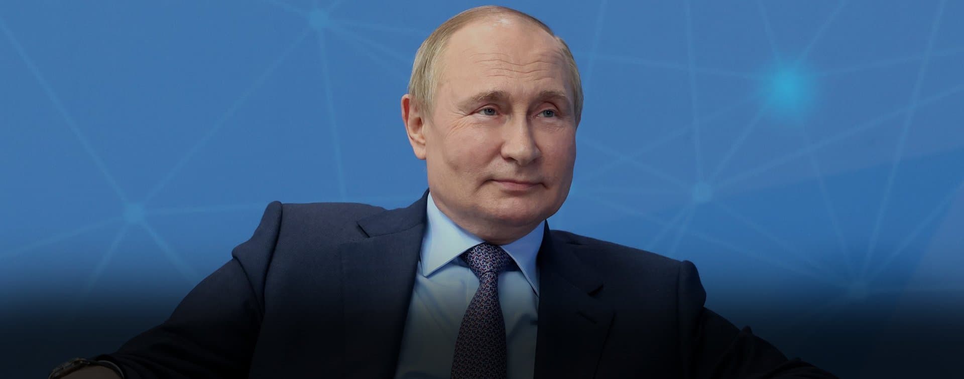 Путин: общий вектор развития РФ складывается вокруг семьи и Родины