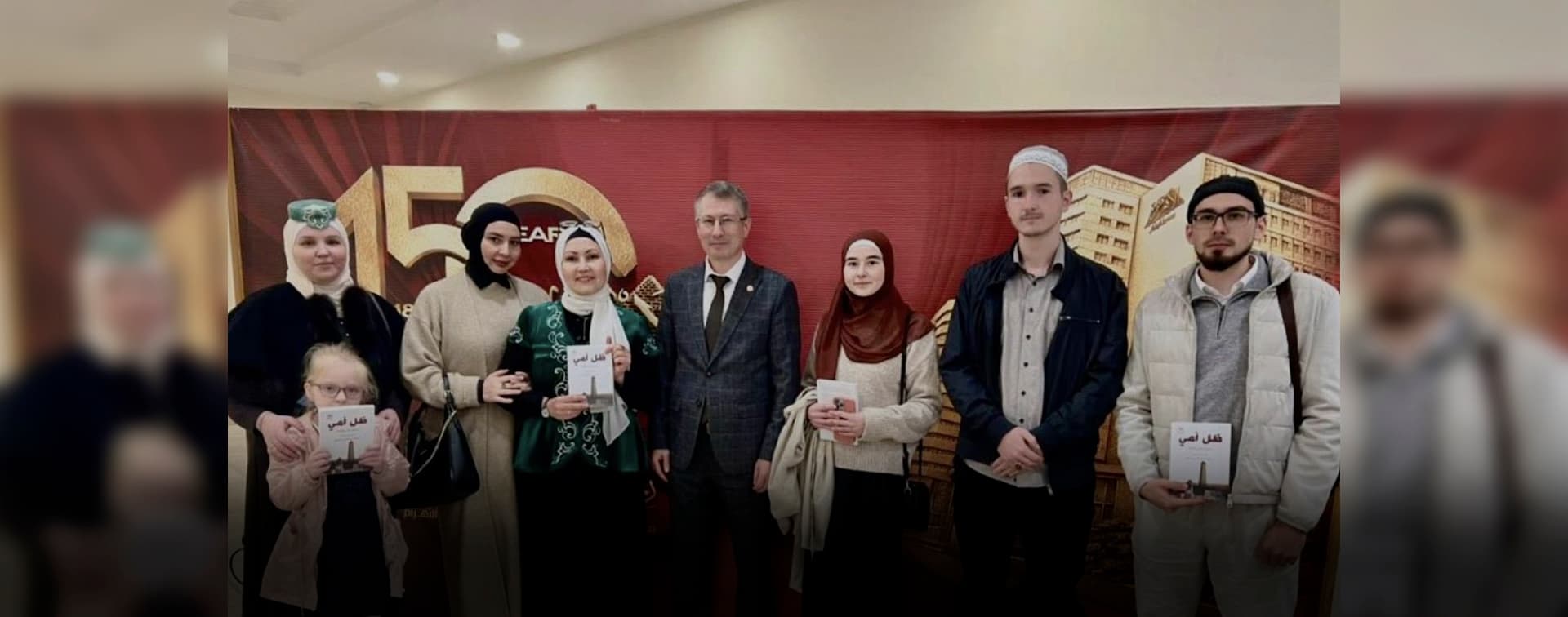 «В тени матери»: стихи из Чечни покорили Каир