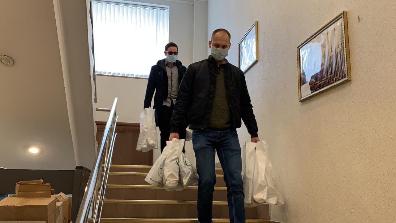 Мусульмане Москвы организовали помощь пожилым в условиях пандемии