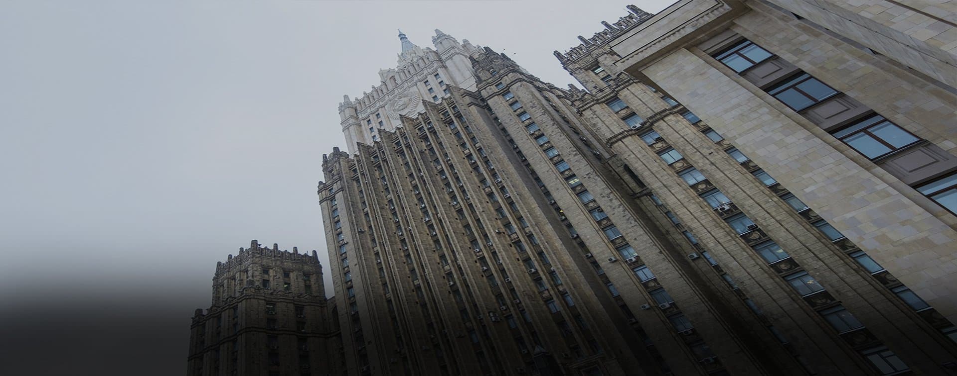 Диписточник: США проводят курс на подрыв влияния России в арабском мире