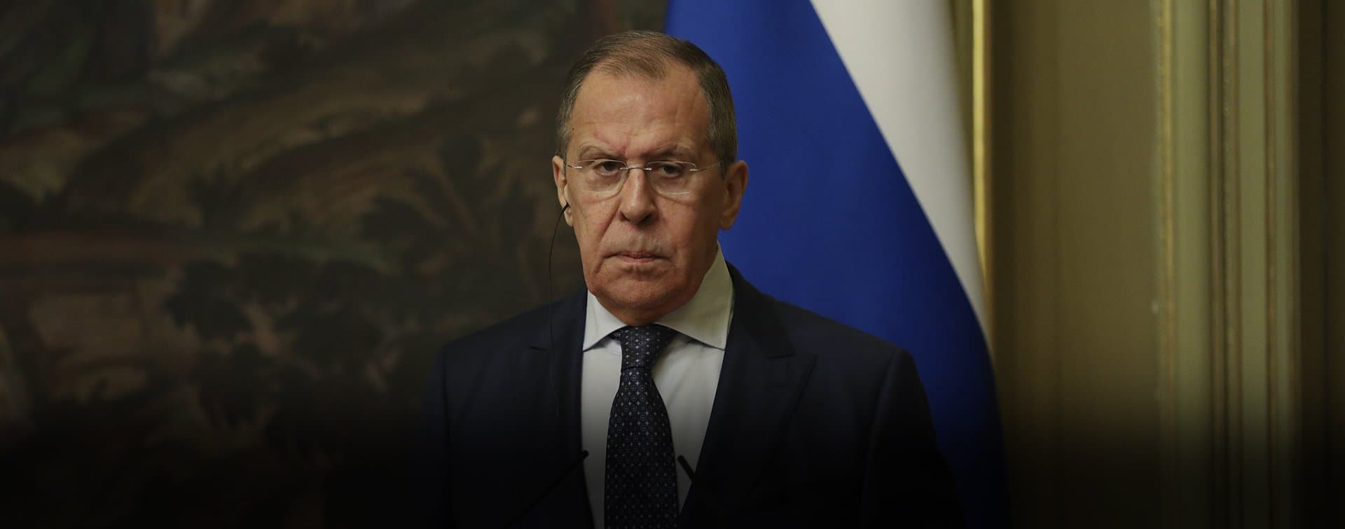 Лавров провел телефонный разговор с главами МИД Армении и Азербайджана